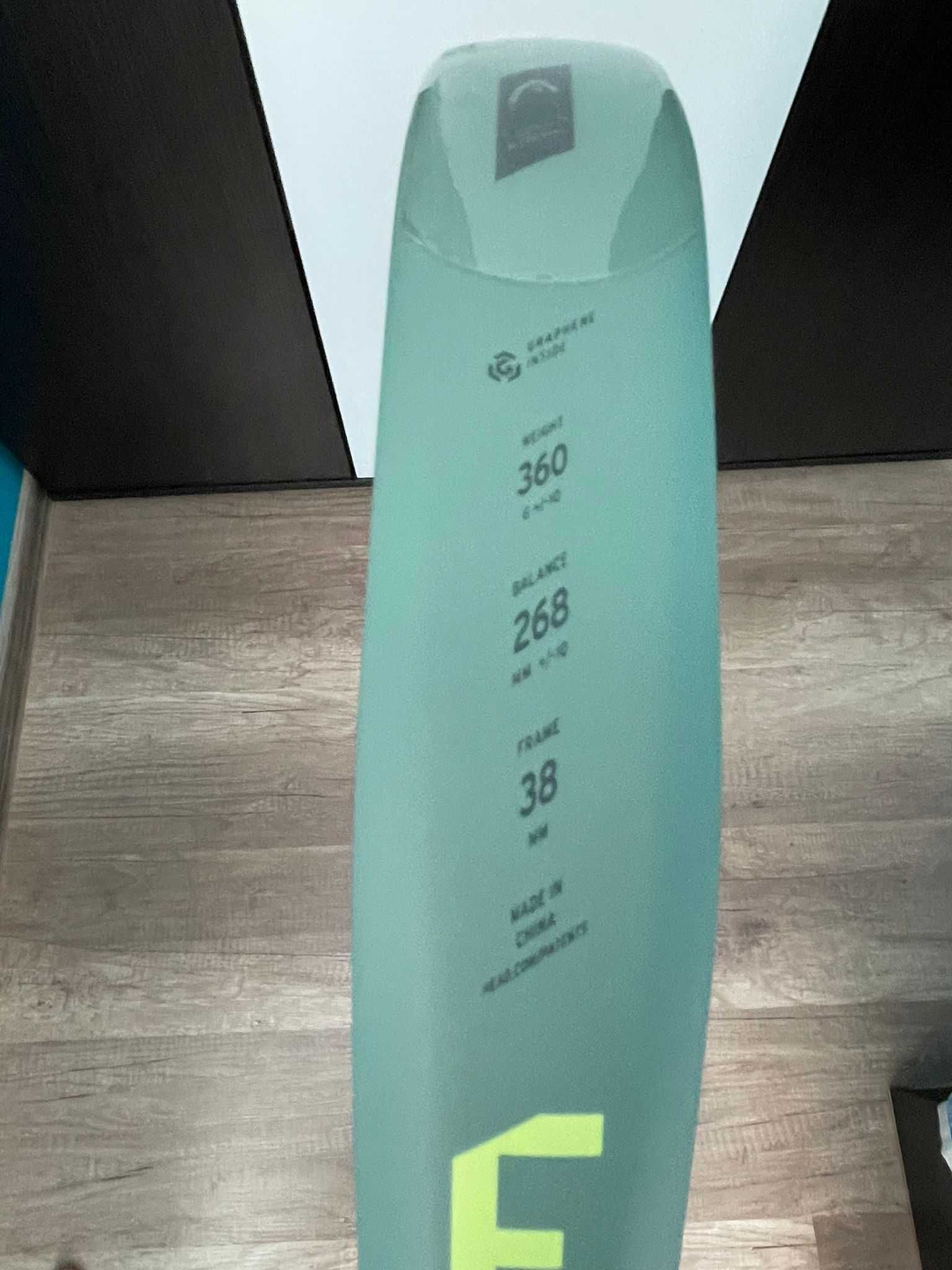 Продавам падел ракета Head Extreme Motion 2023