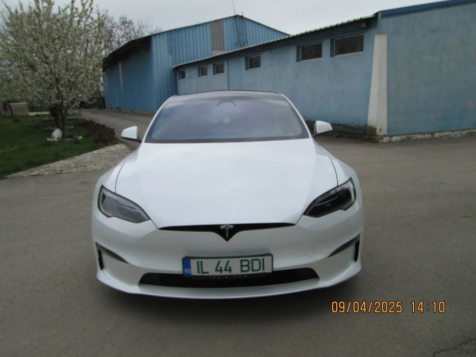 Tesla Model S Primul protrietar