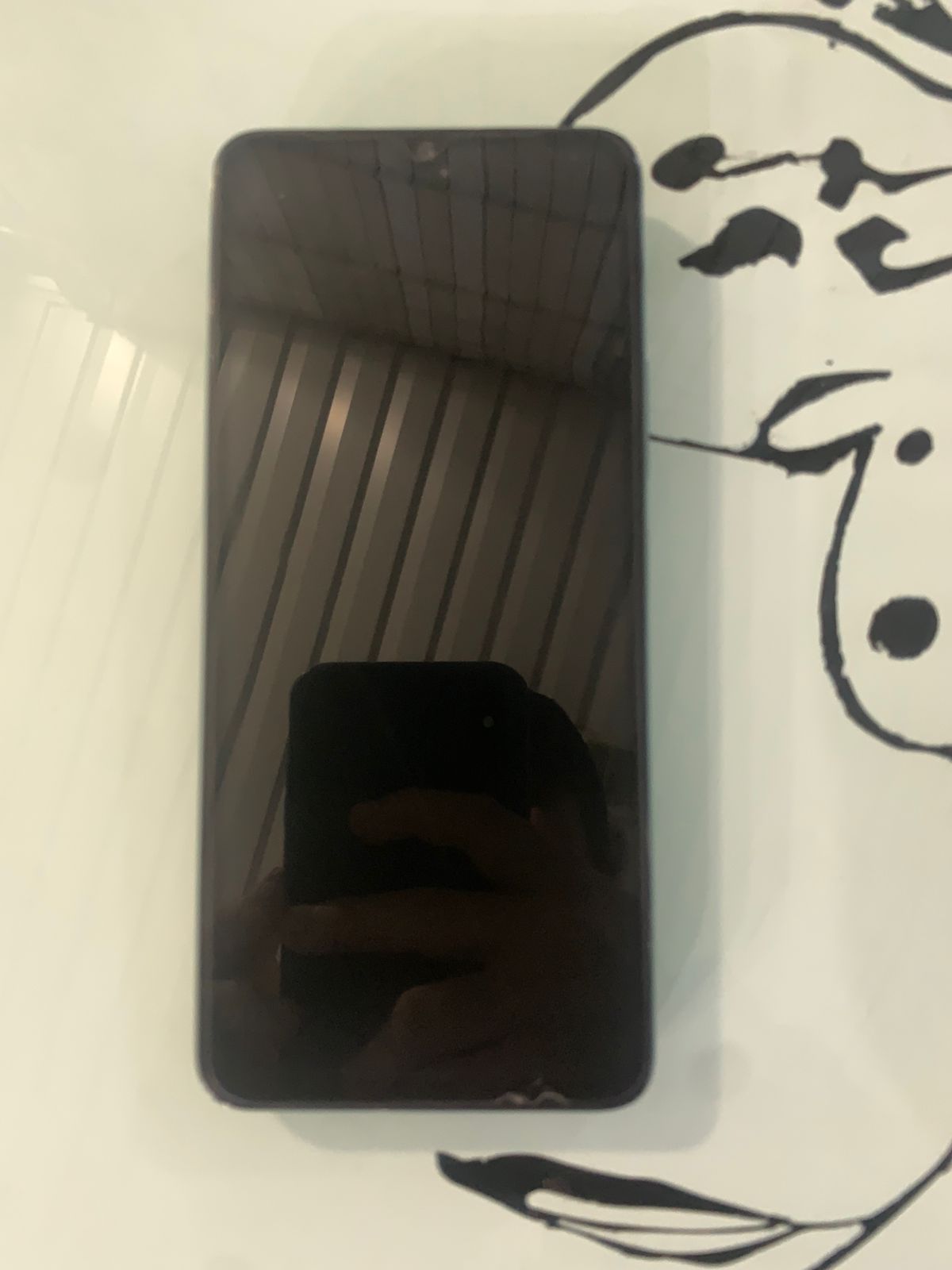 Продам redmi a3 в идеальном состоянии.