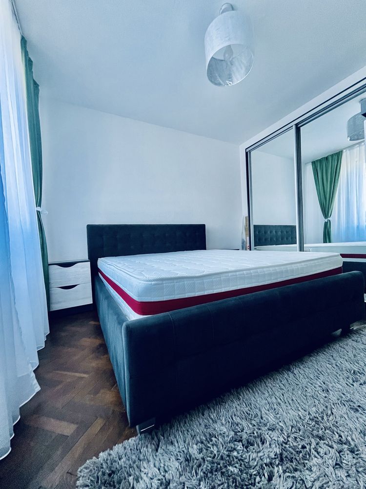 Inchiriez apartament