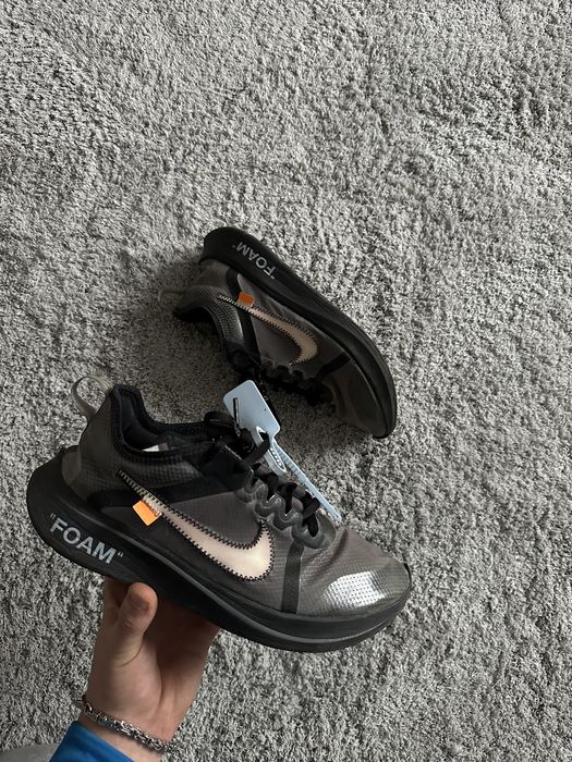 Off white zoom fly
