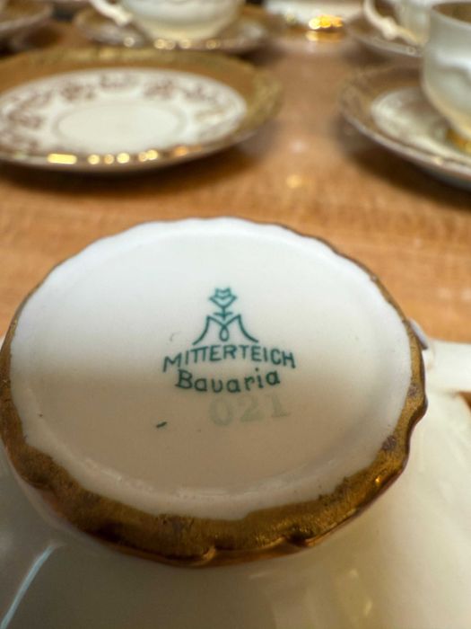 Set ceai porțelan fin Bavaria, decor auriu, vintage elegant