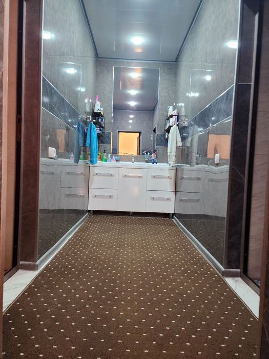 Kogon yolida, Issiknon atrofda, 6sotkli 5xonalik,shikarniy kottej soti