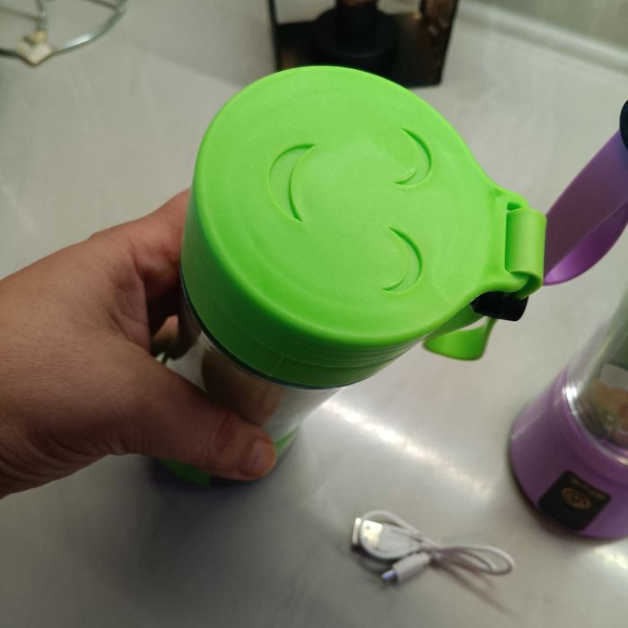 НОВ! Преносим блендер за плодове и зеленчуци с вградена батерия, USB