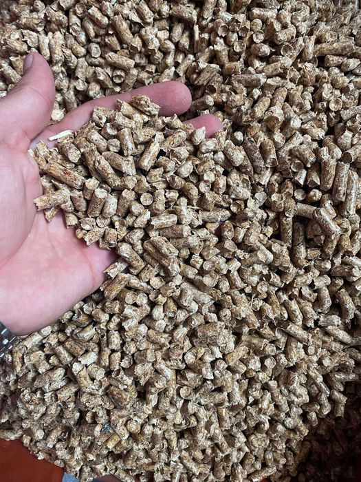 Vindem peleți din rășinoase calitatea Premium (A1).