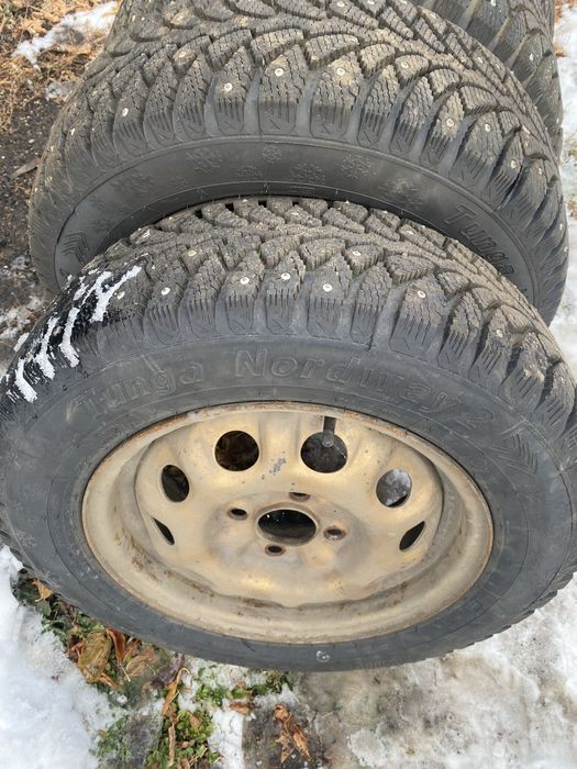 Диски, резина новая тунга  R 14 nissan