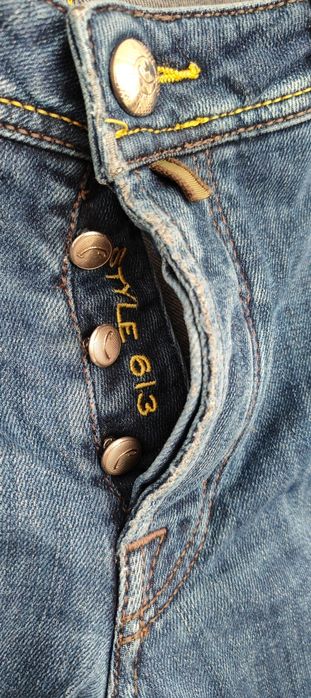 Vând jeans Jacob Cohen style 613 handmade