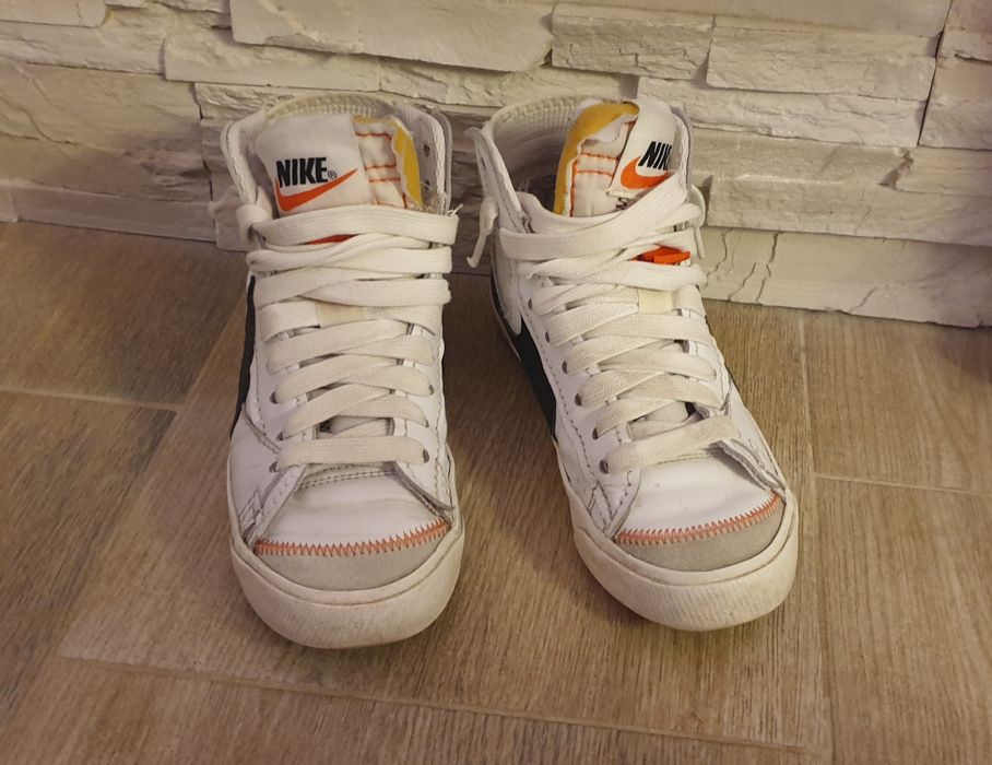 Продавам Оригинални Nike Blazer mid 77 Jumbo номер 38,5