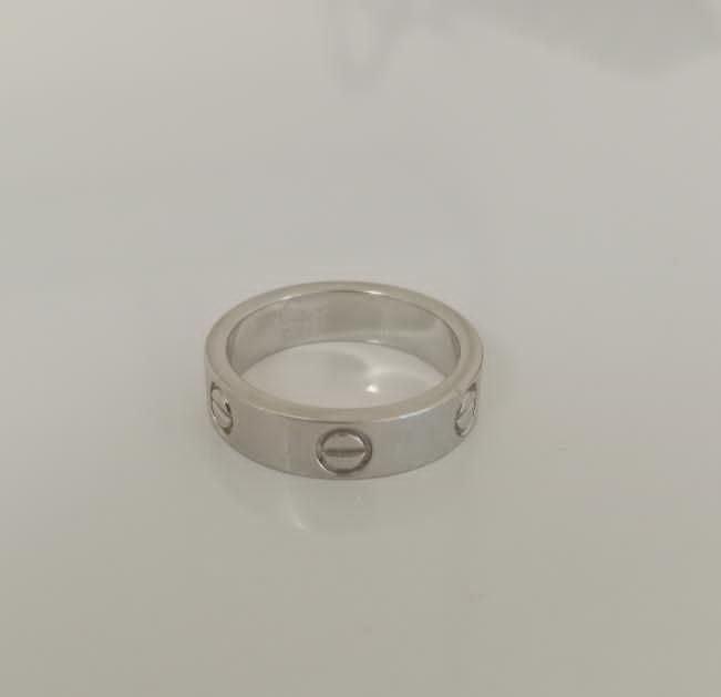 серебряное кольцо