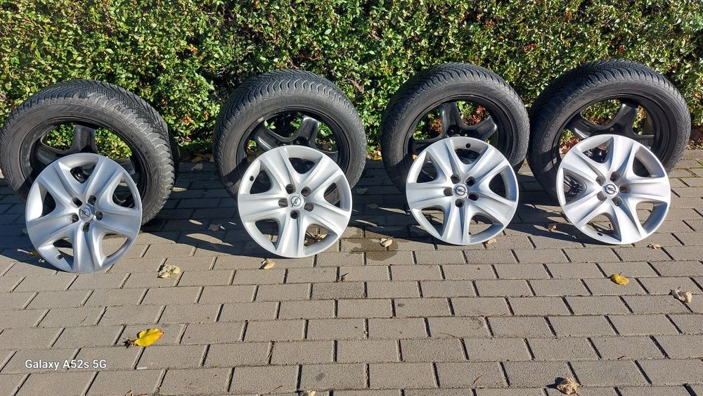 Продавам комплект стом. джанти с тасове и гуми с tpms за Opel Astra J