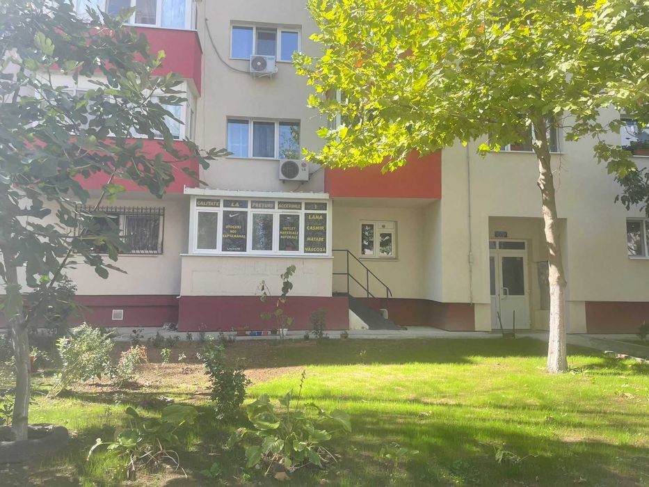 Inchiriez apartament 2 camere metrou Aparatorii Patriei