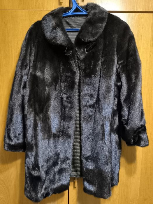 Продам норковую шубу