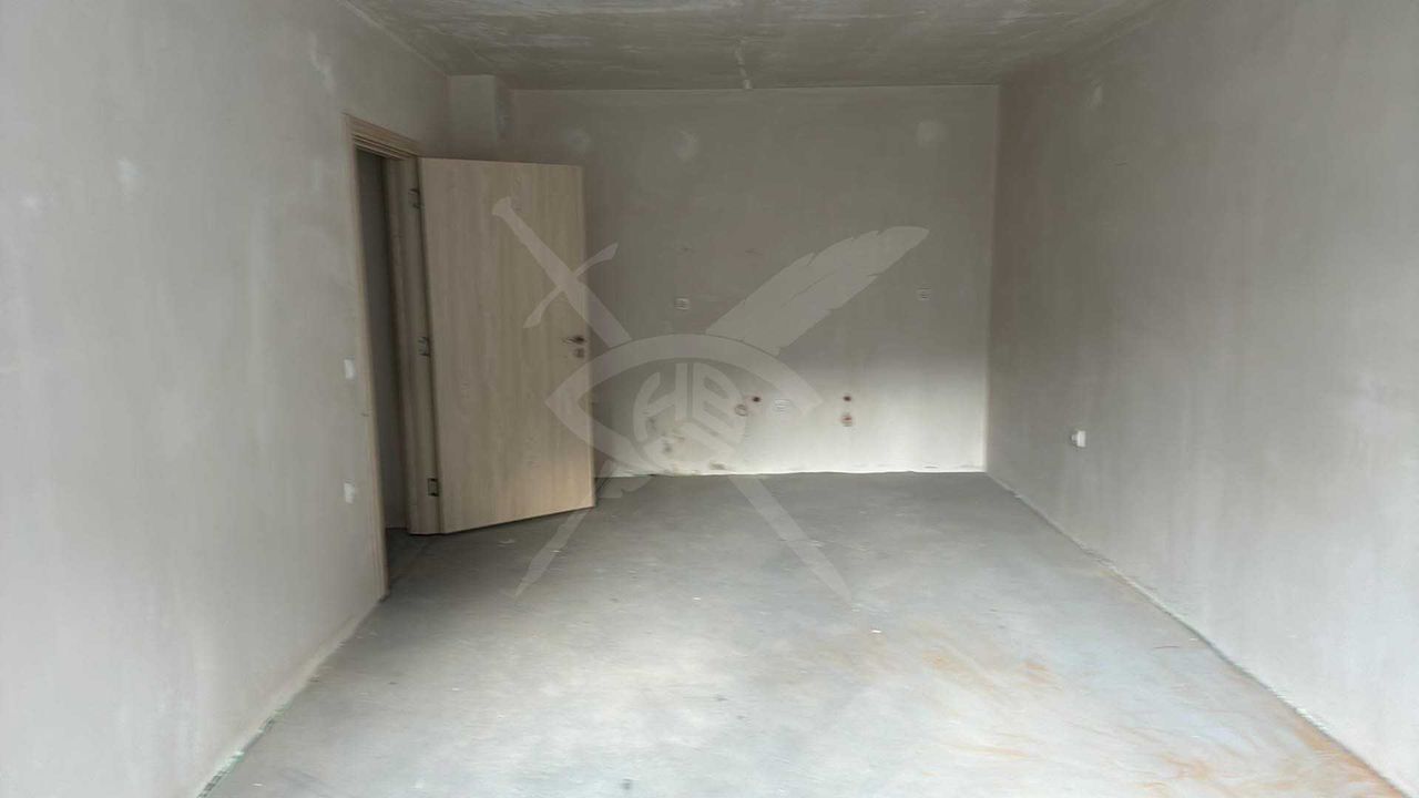 Продава се Двустаен апартамент в Стара Загора, Три чучура - център - 89 кв.м за 826 €/кв.м - Снимка #5