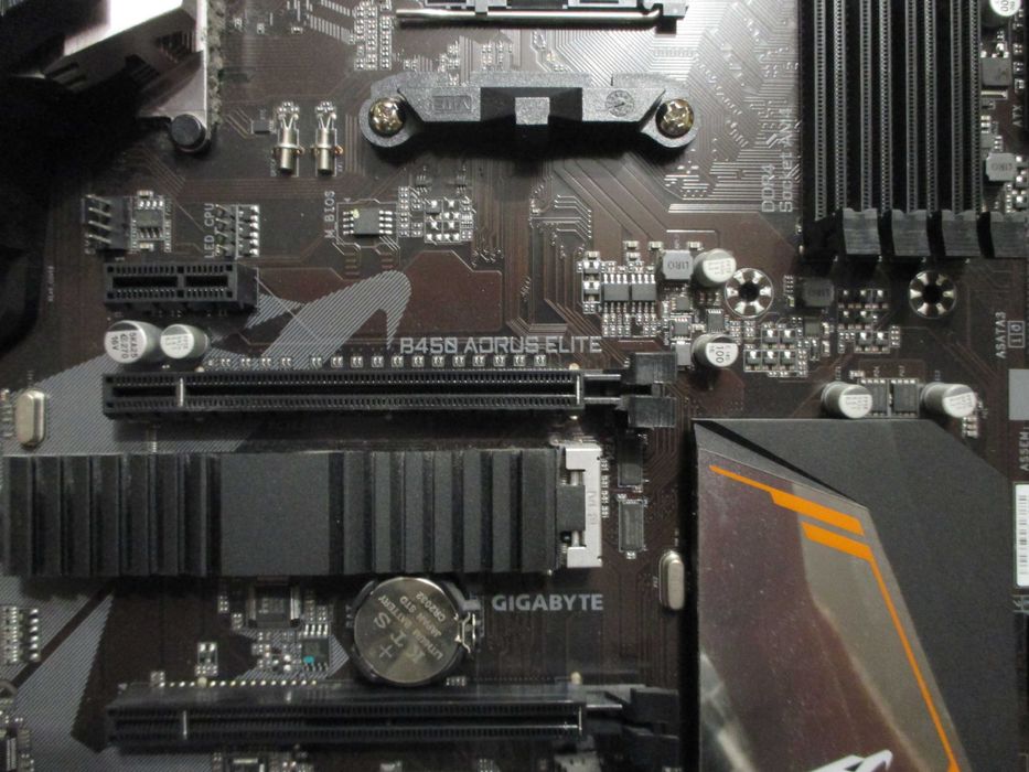 Дънна платка Gigabyte B450 AORUS ELITE, сокет АМ4