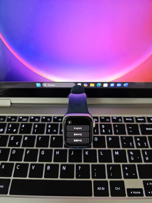 Pachet Apple complet – iPhone 16 Pro Max + AirPods Pro 2 + Apple Watch