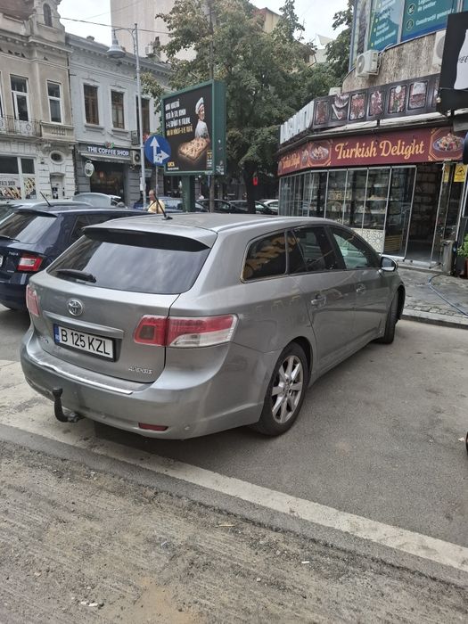 Toyota Avensis full option