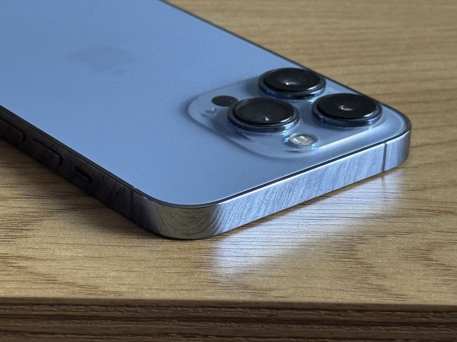 Бартер iPhone 13 Pro 128gb 100% син