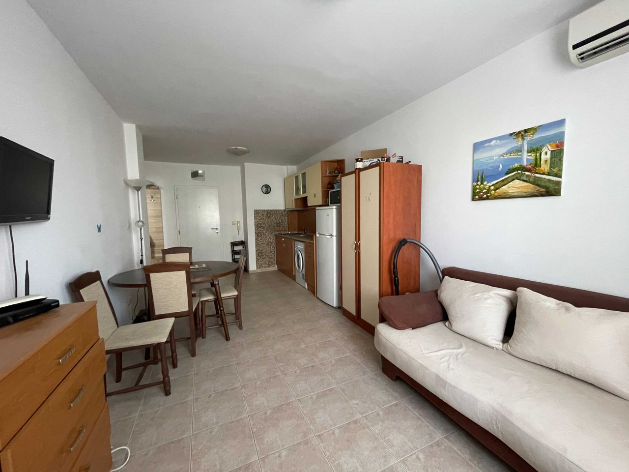 Продава се Двустаен апартамент в Поморие - 67 кв.м за 1133 €/кв.м - Снимка #3
