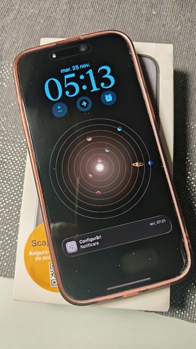 iPhone 15 pro max de 256 încă în garanție