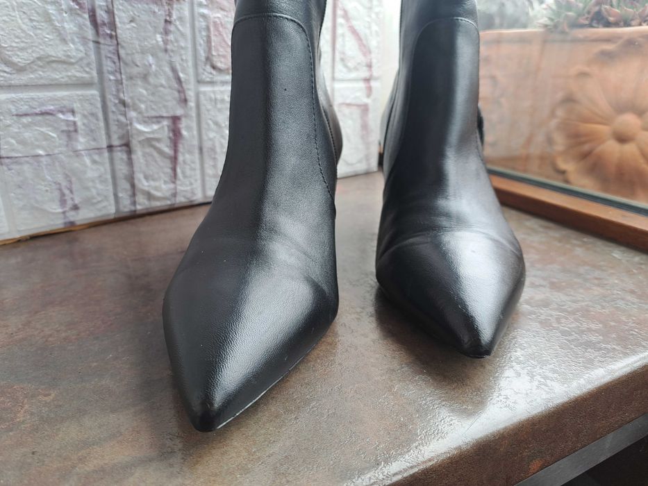 дамски боти,зимни обувки,ботуши на токче Liu Jo номер39