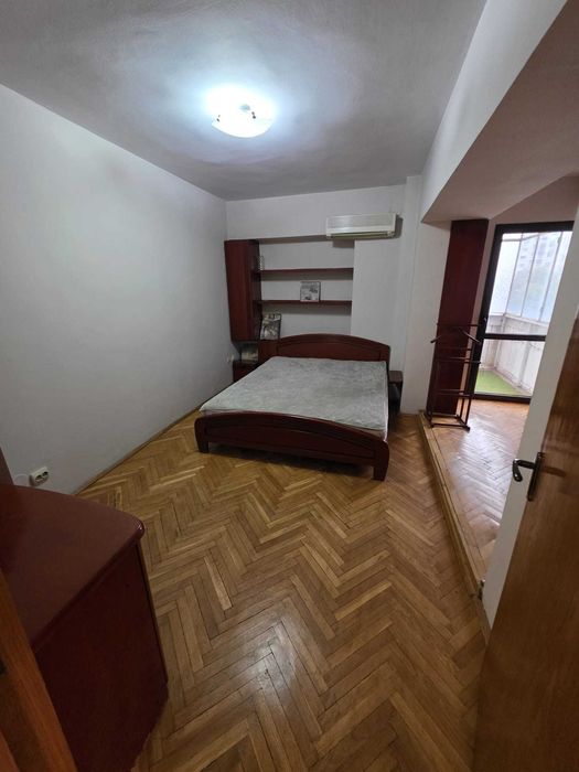 Ultracentral 2 camere decomandate 65 mp