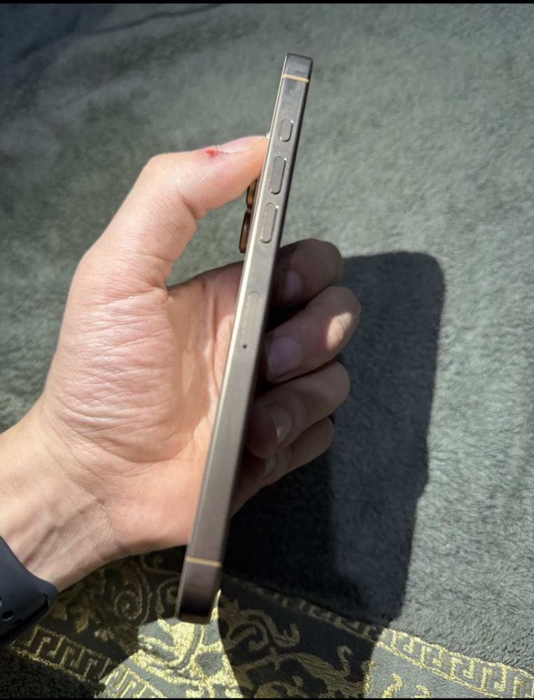 Продается iphone 16 pro max