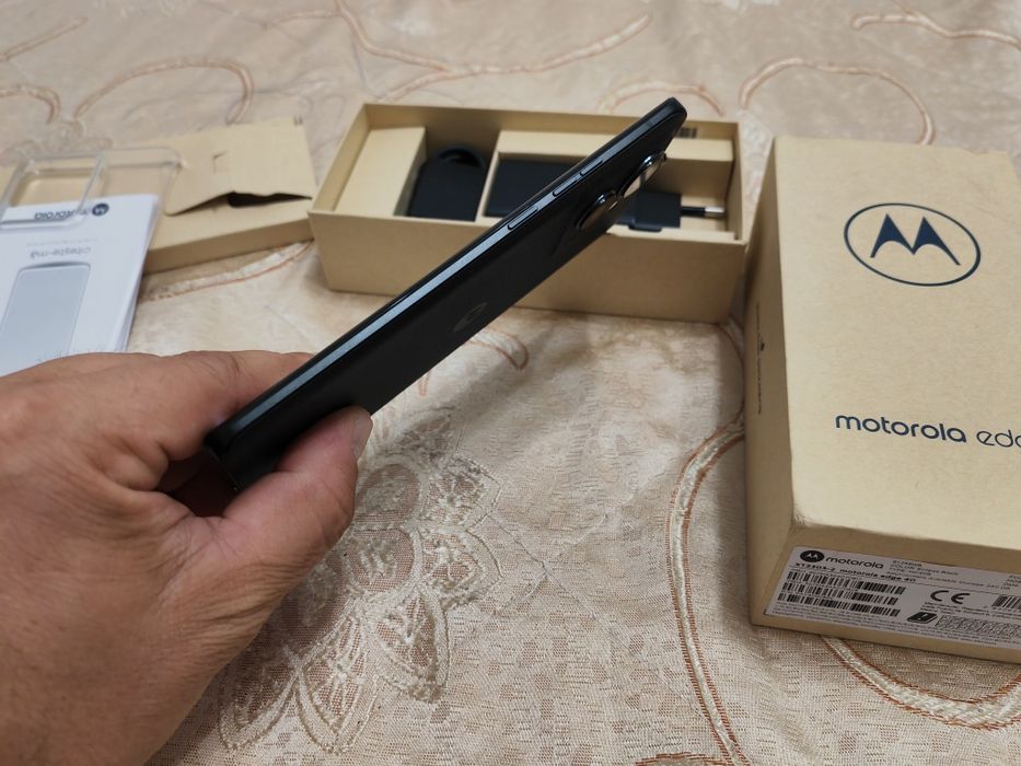 Motorola edge 40 în garanție eMAG 2026