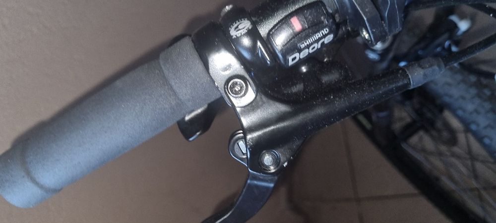 Vand bicicleta cu frane hidraulice