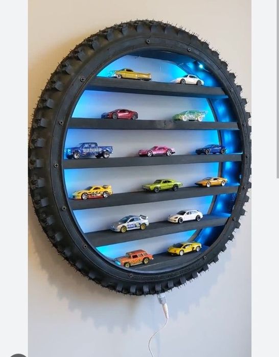 Organizator stand rafturi jucării mașinuțe  cu lumini