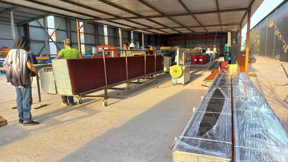 Фасадная металлическая панель с утеплителем ППУ производство Алматы