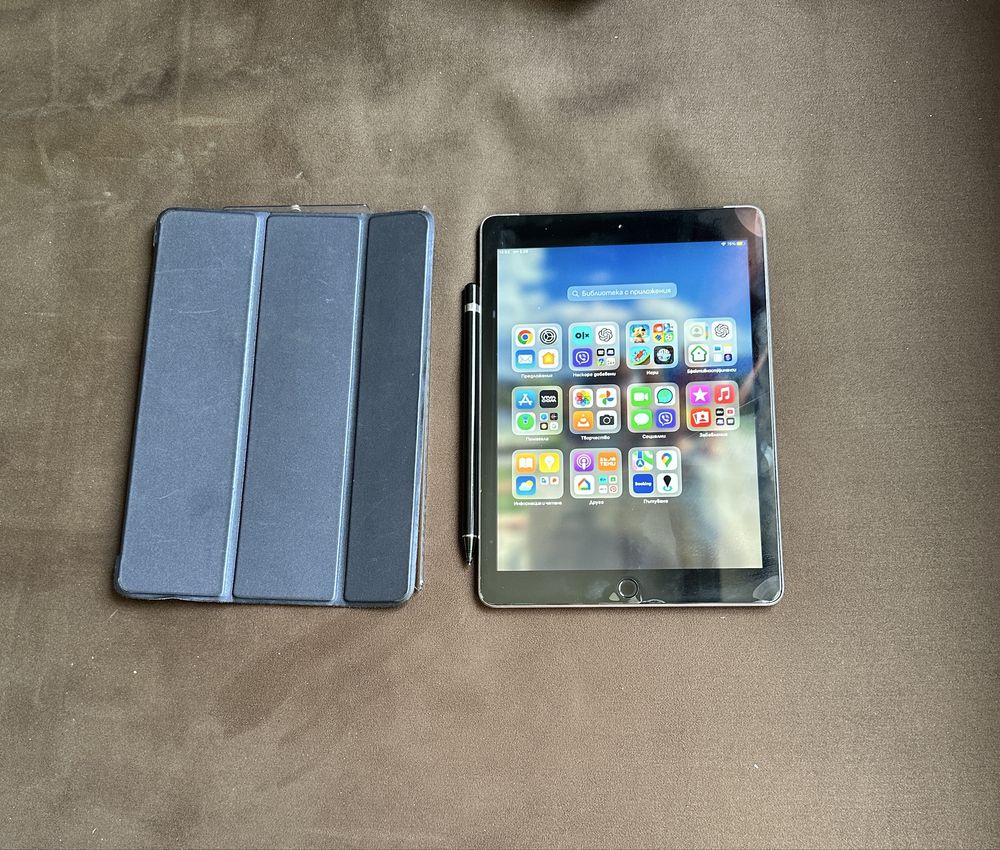 Ipad 9’7”(2018) 32 GB+ Cellular
