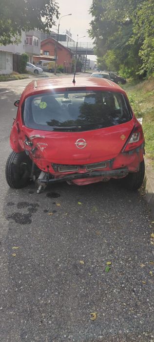 Opel Corsa D 1,2 benzina 2011 pentru dezmembrari