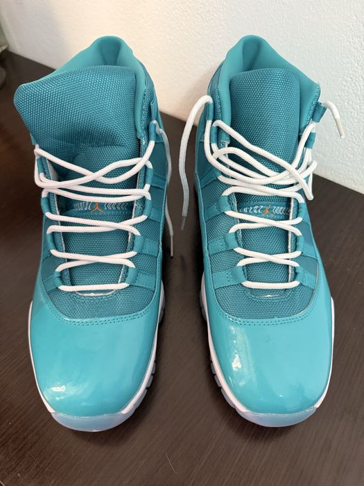 Air Jordan 11 Miami Dolphins