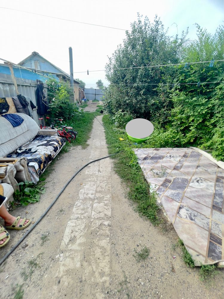 Срочно продам дом барачного типа хорошо уступлю