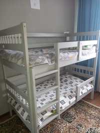 Двухъярусная детская кровать