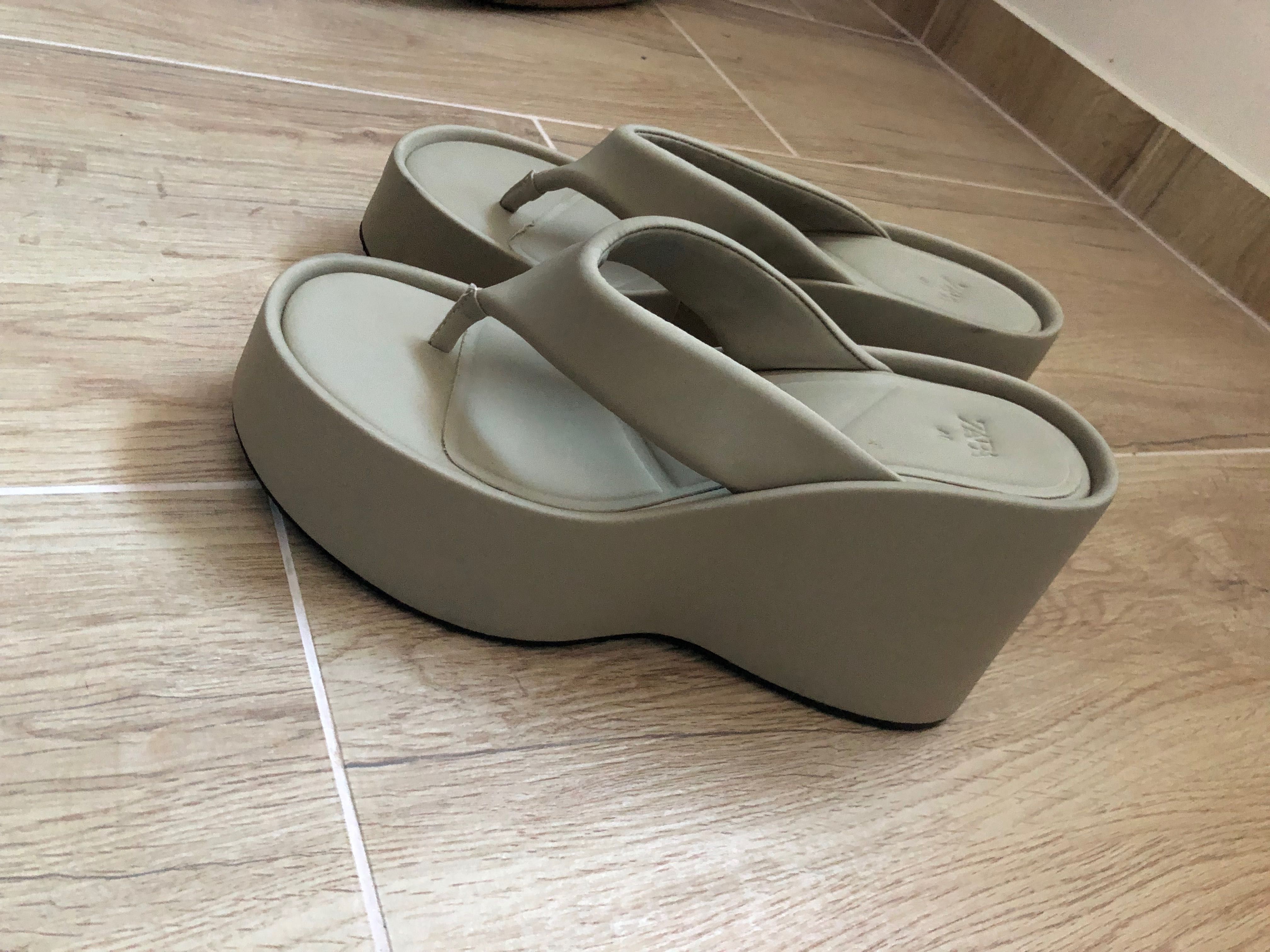 сандали Zara бренд