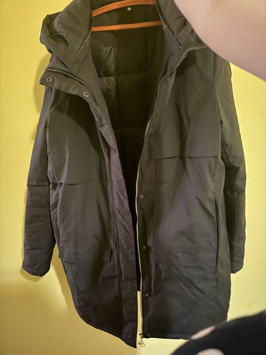 Женская куртка Черного цвета Осень Зима _