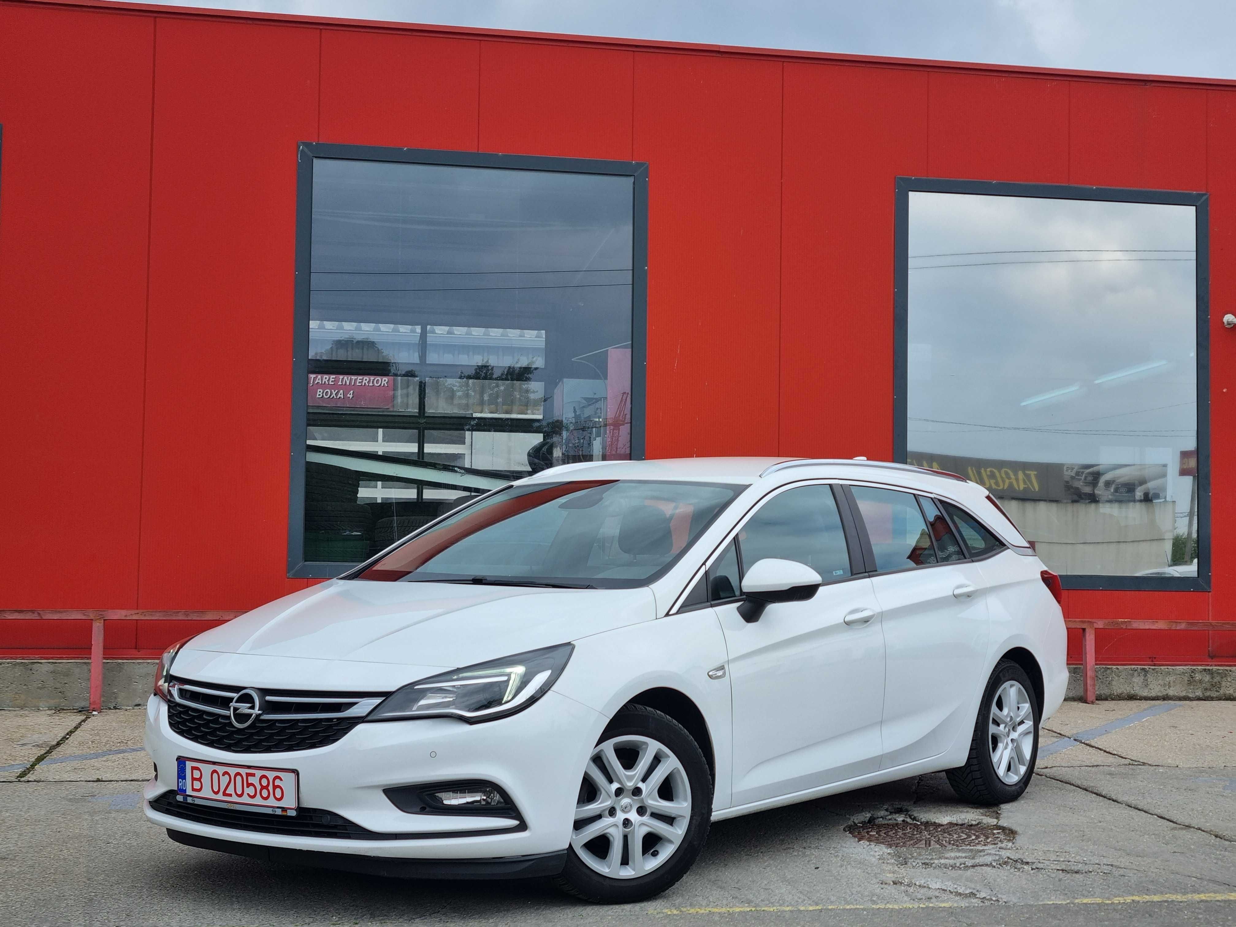 Opel Astra Gold Edition+