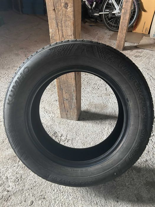 зимни гуми 215-65R17