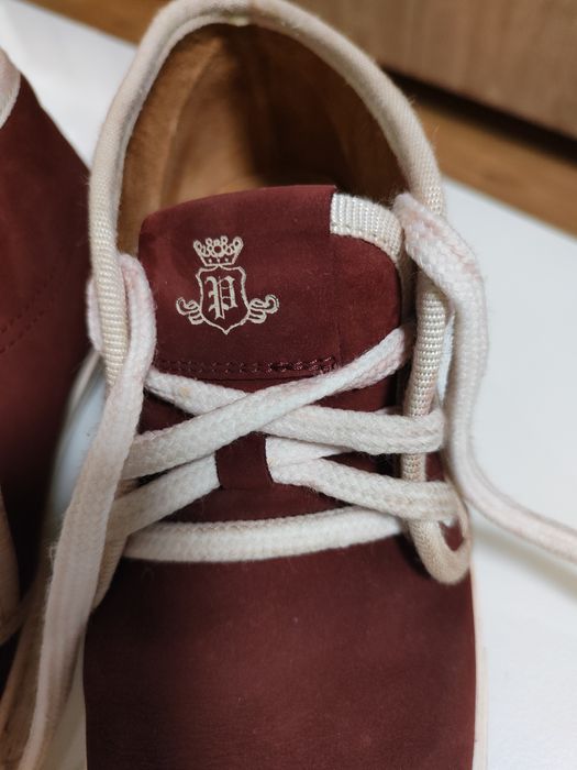 Кецове цвят бордо, на марката Hobbys.Номер 36. Естествена кожа/ велур.