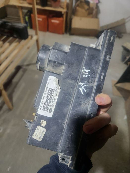 Блок управления Mercedes  (Hella)