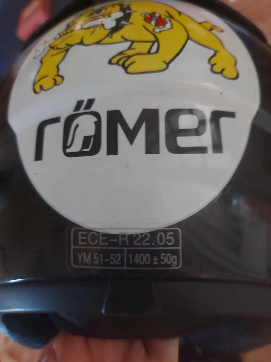 Casca  Nistro si Romer