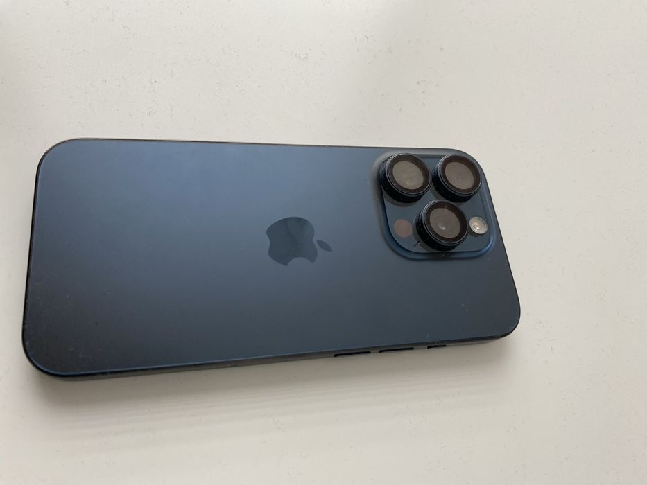 Продам 15 pro 256gb