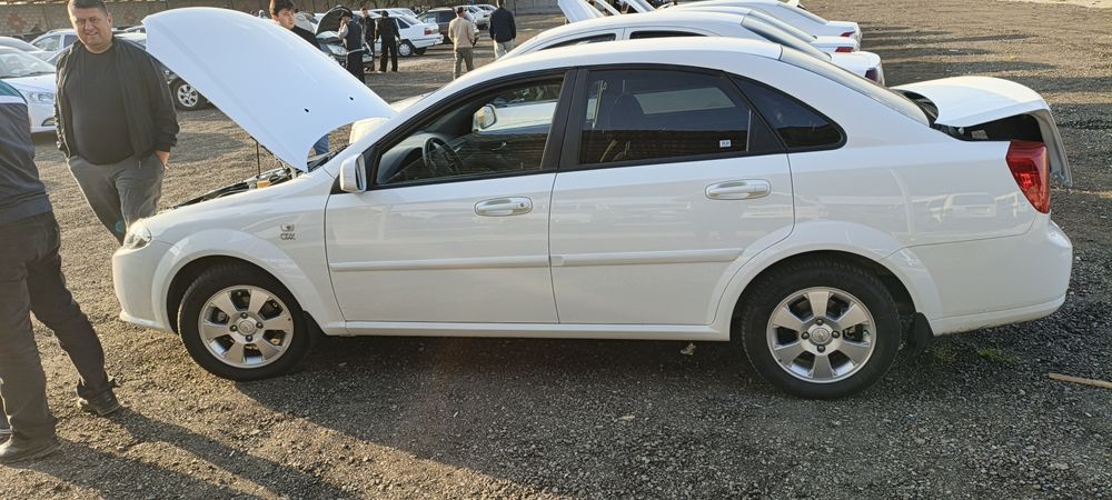 Chevrolet Gentra sotiladi