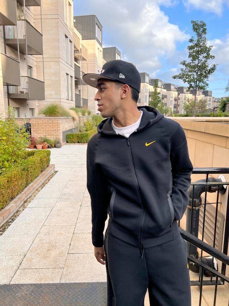 Nike nocta tech fleece