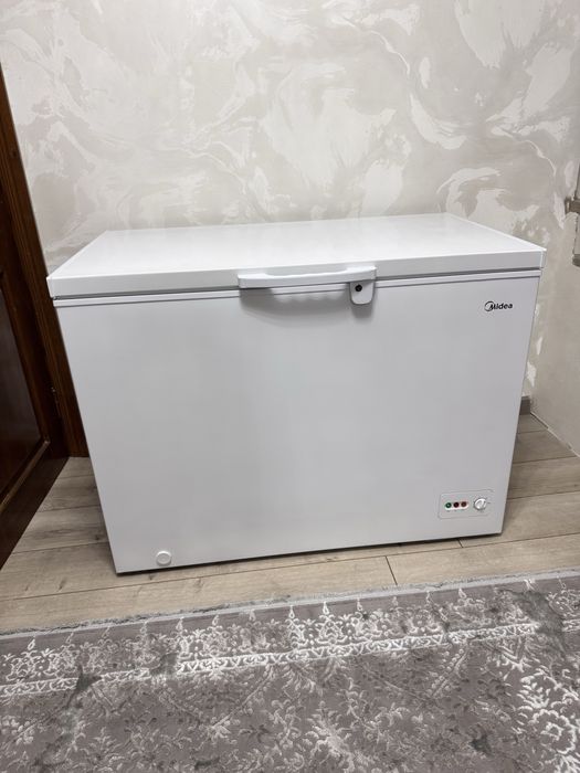 Продам морозильник в отличном состояний