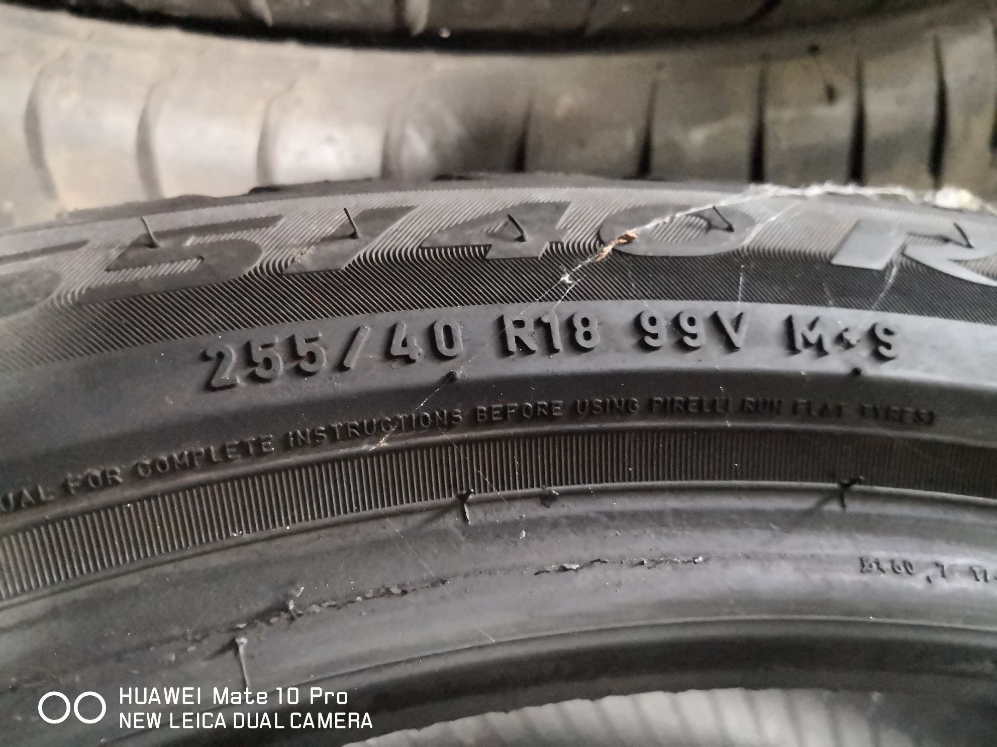 225 45 18 предни и 255 40 18 задни гуми Pirelli спорт пакет 18 цола