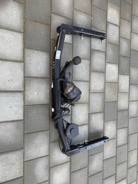 Carlig remorcare Audi A6 4G / A7 4G -  cod 4G0800491S rabatabil