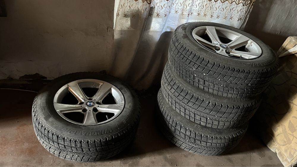 Продается зимние шины с дисками