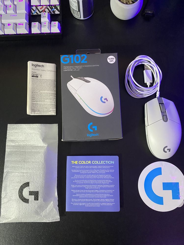 Геймърска мишка Logitech G102